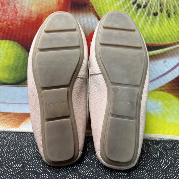 Calvin Klein Womens Loafers Size 8.5 Beige Leather Slip-On Driving Shoes - Picture 6 of 7